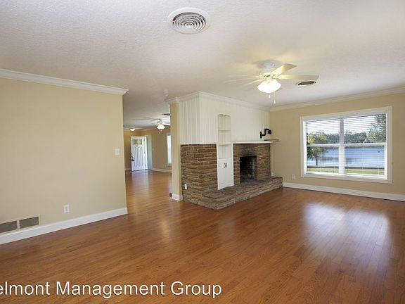 3rd image of 1600 Lake Knowles Cir