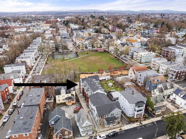 123-123 Centre St #TOWNHOUSE 4, Dorchester Center, MA 02124