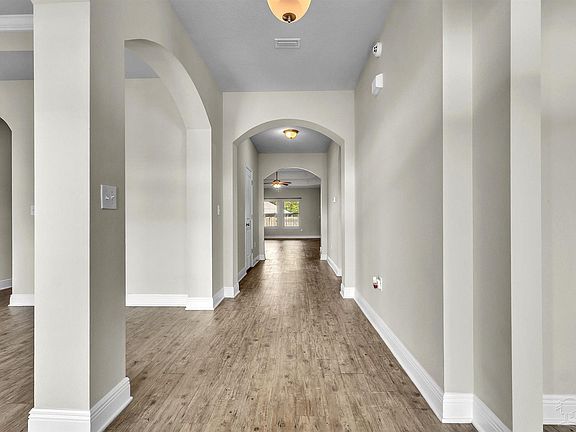 2nd image of 5865 W Cambridge Way