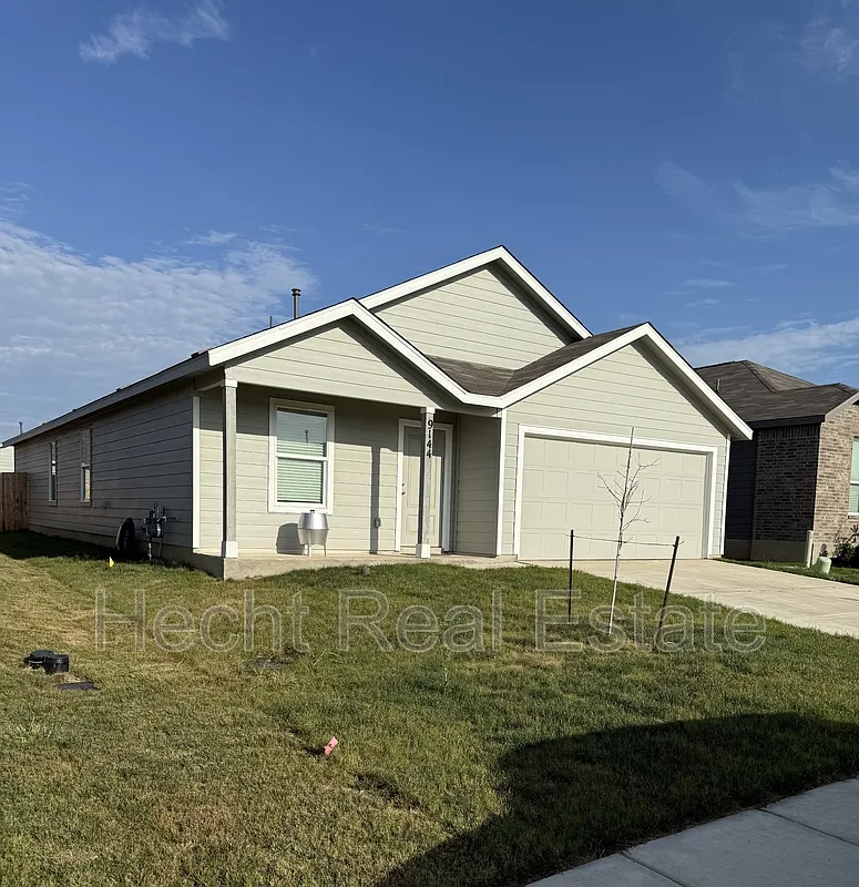 4 bed, 2.0 bath, 1667 sqft, $1,650 — Photo 3