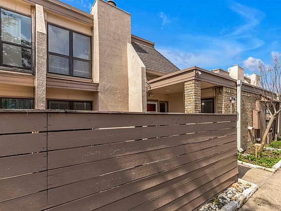 3rd image of 3045 Park Ln APT 1079M