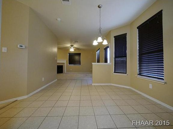 4th image of 5000 Bridgewood Dr