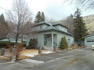 377 S E St, Lakeview, OR 97630