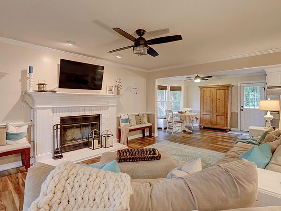 4th image of 5628 E Whisper Creek Lane