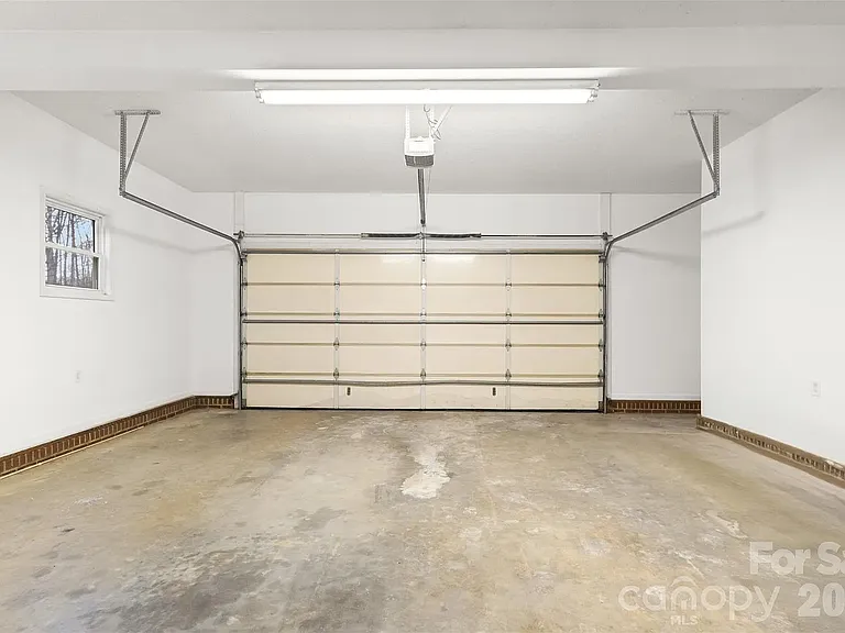 1751 Robert Martin Rd — Photo 16