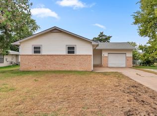 313 N Brunswick St, Wichita, KS 67212