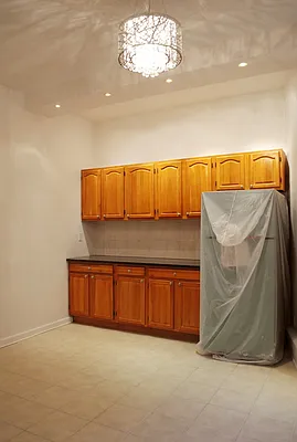 Rented by WAM Partners - William Moses Co. | media 73