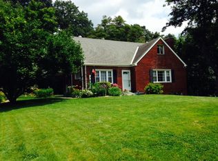 107 Buckingham Dr, Valencia, PA 16059