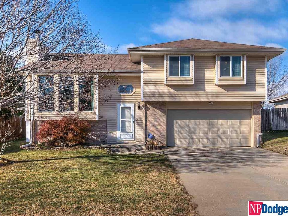 1st image of 2716 Alberta Ave