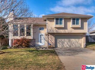 2716 Alberta Ave, Bellevue, NE 68147
