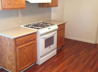222 S Los Angeles St, Tulare, CA 93274