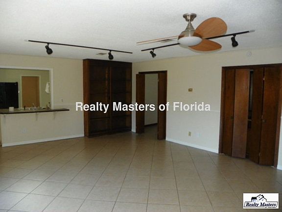 4th image of 7820 Montego Dr