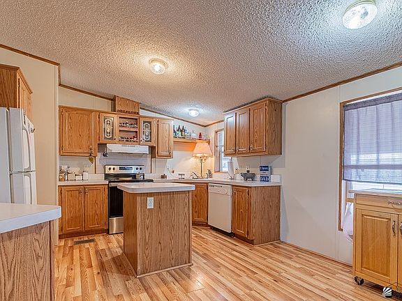 5th image of 13120 E 50th Dr