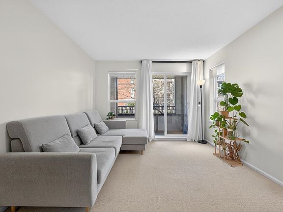 3rd image of 9200 Ferndale Rd #220