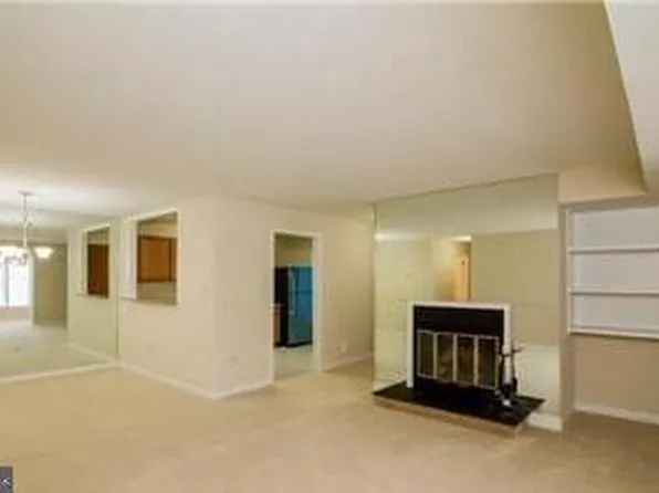 918 Windbrooke Dr #918, Gaithersburg, MD 20879
