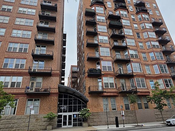 2nd image of 500 S Clinton St APT 226