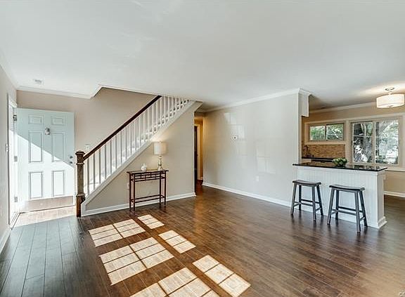 5th image of 5412 Westbourne Dr