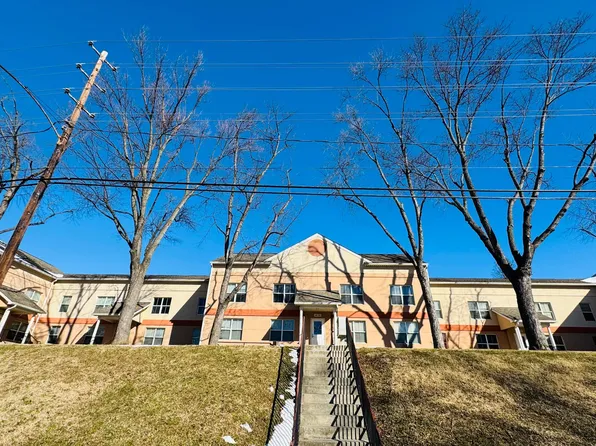 353 Kendrick Ln #53-32, Front Royal, VA 22630