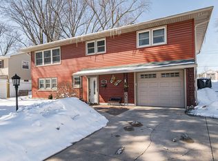 2307 17th Ave NW, Rochester, MN 55901