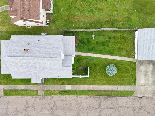 1339 Pine St, Zanesville, OH 43701