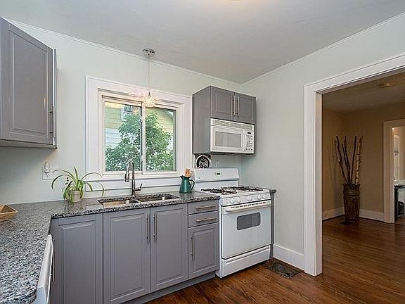 4th image of 637 Lakeview Ave