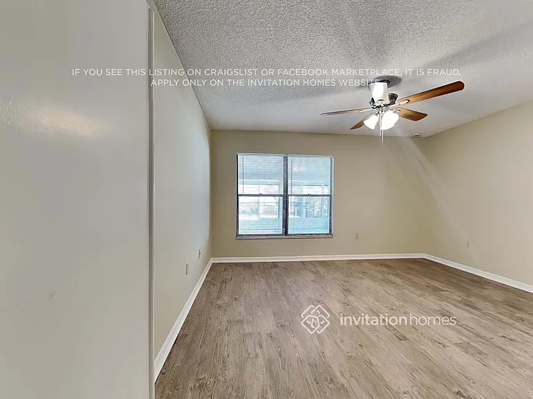 994 Shenandoah Ave — Photo 8