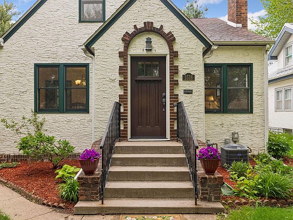 4th image of 1516 Asbury St