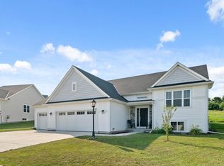 1688 Boulder Pass, Port Washington, WI 53074