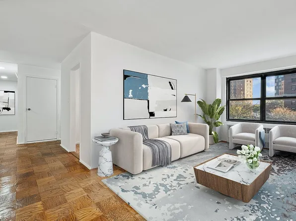 385 Grand St, New York, NY 10002