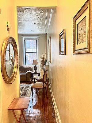 4th image of 153 E 92nd St #2S