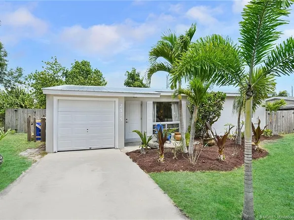 2515 NE Letitia St, Jensen Beach, FL 34957