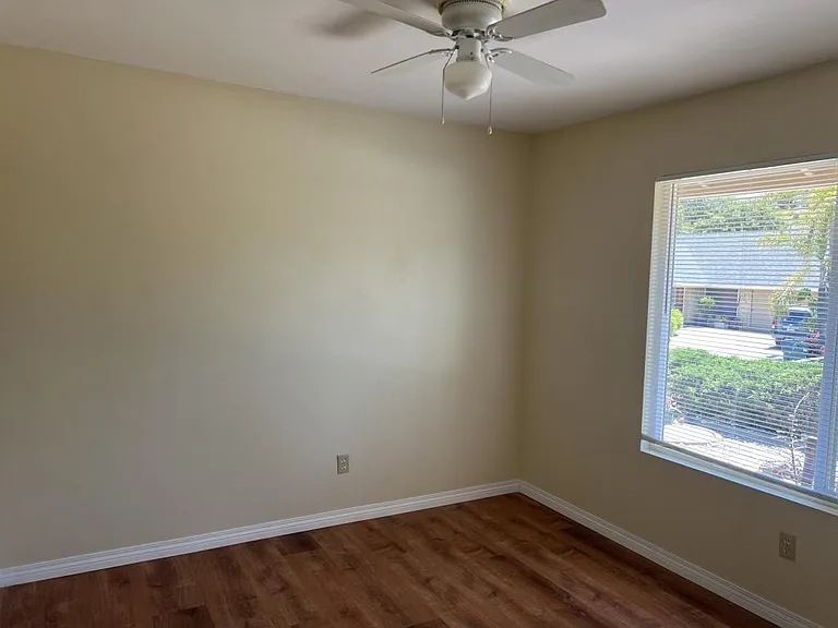 835 McLain St — Photo 25