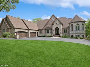 4018 Woodland Holw, Prairie Grove, IL 60012