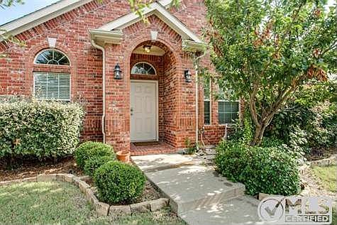 3rd image of 1608 Salvia Springs Dr