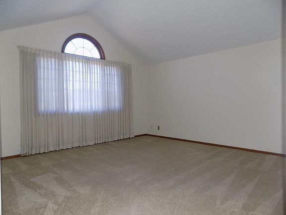 4th image of 4123 Split Leaf Dr #96