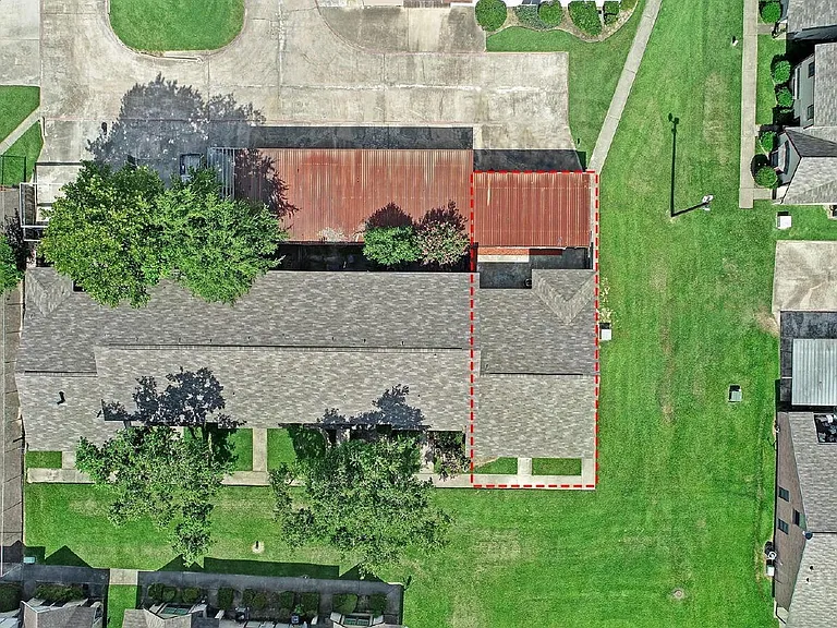 1833 Country Village Blvd — Photo 26