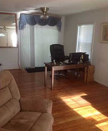 4th image of 5626 Dobson St