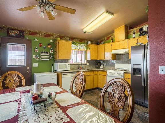 4th image of 10645 Sunflower Cir