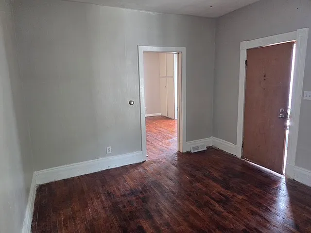1 bed, 700 sqft, $750 — Photo 2
