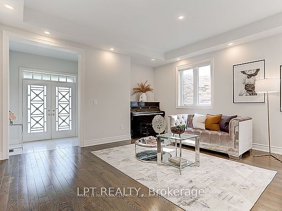 3rd image of 12 Baleberry Cres