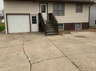 1517 3rd Ave SE #1/2, Aberdeen, SD 57401