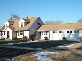 70 Unity Dr, Stratford, CT 06614