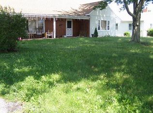 33 Mont Alto Rd, Fayetteville, PA 17222