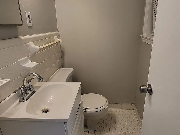 4697 Grecco Dr — Photo 7