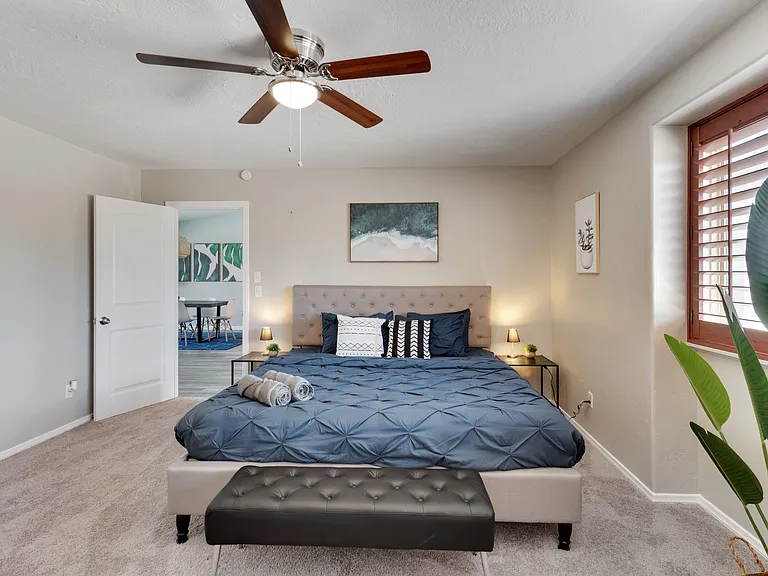 6532 E Cypress St — Photo 4