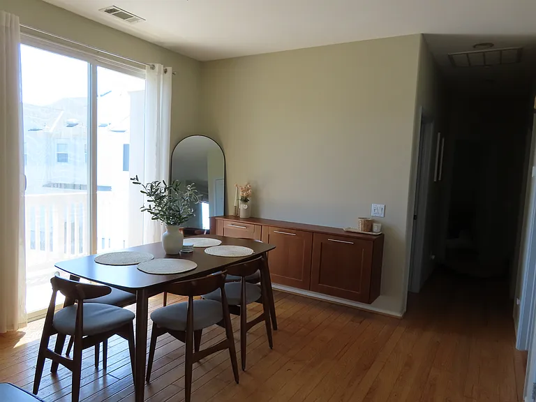 33 Strawflower St — Photo 13