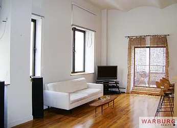 Rented by Warburg
