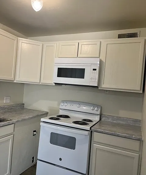 304 Orland St #39 — Photo 12