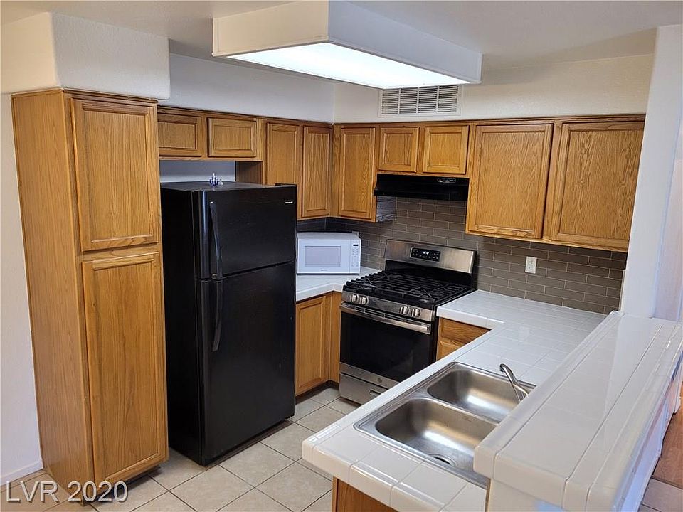 1st image of 3058 Casey Dr Unit 102