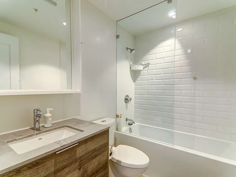 1045 Austin Ave #220 — Photo 23